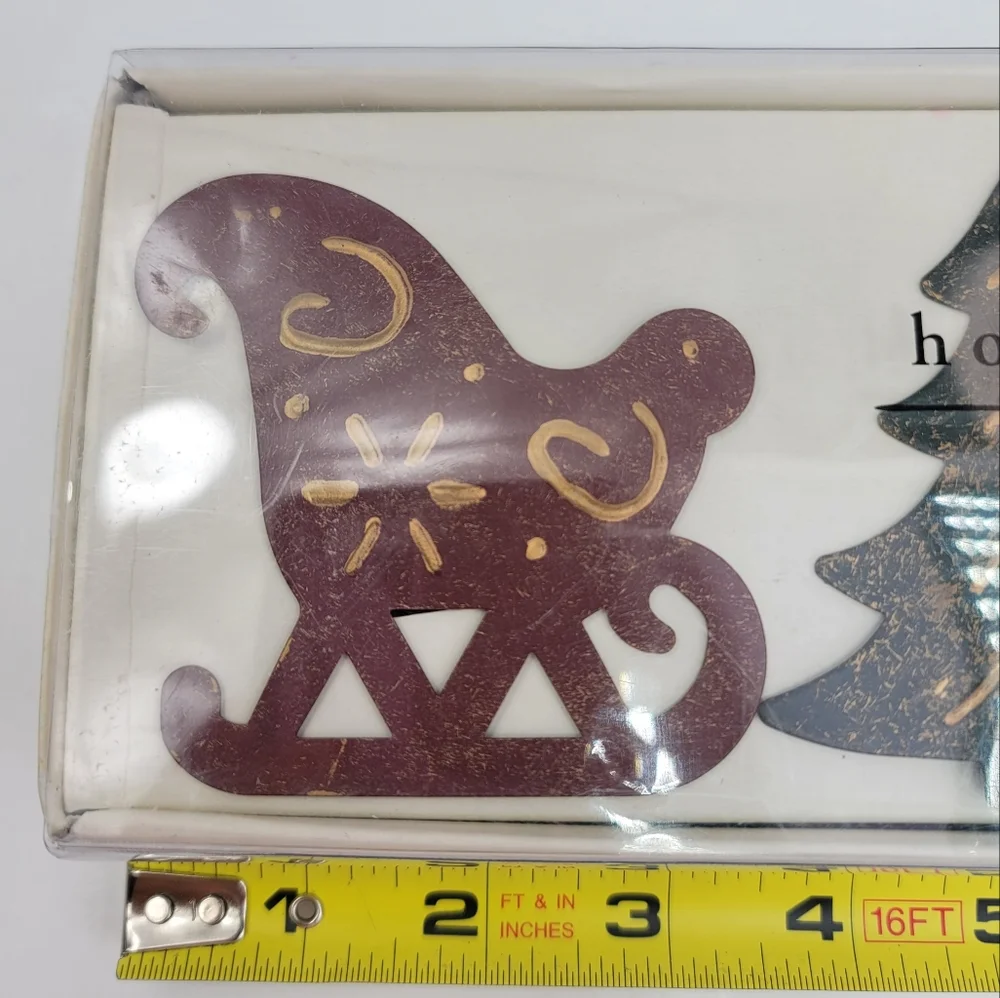 Pier 1 Imports Metal Holiday Christmas Napkin Rings Handpainted Set of 4
